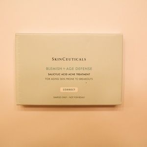 Skinceuticals Blemish + Age defense